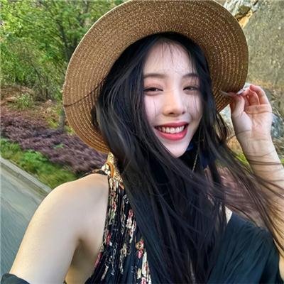 纸板屋女孩